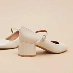 Babies à Talons En Vernis écru 13 Babies à Talons En Vernis écru -Xoxo Boutique 01W009191E.1708516890