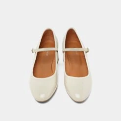 Babies à Talons En Vernis écru 15 Babies à Talons En Vernis écru -Xoxo Boutique 01W009191G.1708516891