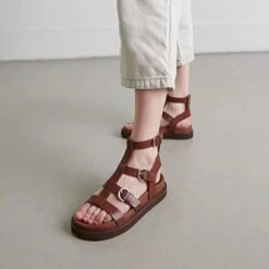 Sandales à Brides Et Semelles épaisses En Cuir Glacé Marron -Xoxo Boutique 01W009226C.1708517125