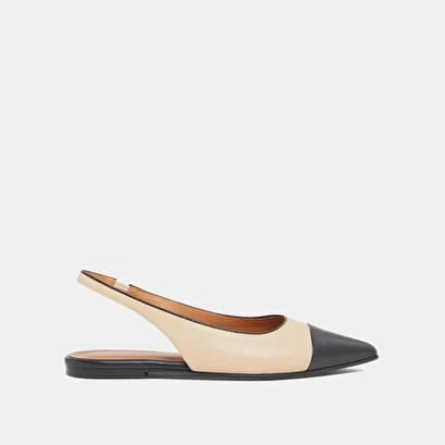 Ballerines à Bouts Pointus En Cuir Noir Et Beige 4 Ballerines à Bouts Pointus En Cuir Noir Et Beige – Image 2