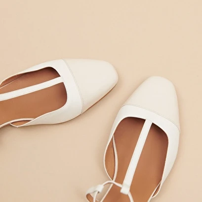 Ballerines à Boucles Ajustantes En Vernis Et Cuir écrus 5 Ballerines à Boucles Ajustantes En Vernis Et Cuir écrus – Image 3