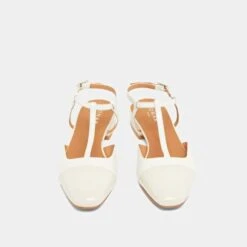 Ballerines à Boucles Ajustantes En Vernis Et Cuir écrus 15 Ballerines à Boucles Ajustantes En Vernis Et Cuir écrus -Xoxo Boutique 01W009291G.1708617577