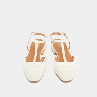 Ballerines à Boucles Ajustantes En Vernis Et Cuir écrus 9 Ballerines à Boucles Ajustantes En Vernis Et Cuir écrus – Image 7