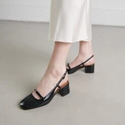 Babies à Bouts Arrières Ouverts En Vernis Plissé Noir