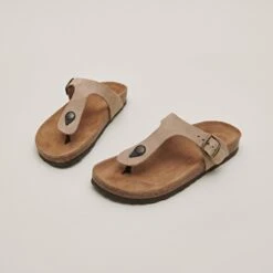 Mules à Entre-doigt En Croute Taupe