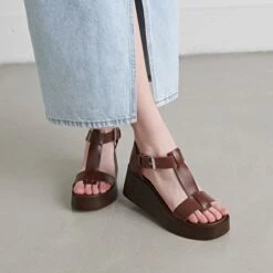 Sandales Compensées à Boucles Ajustables En Cuir Marron Foncé -Xoxo Boutique 01W009468C.1708517211