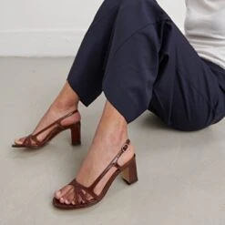 Sandales à Hauts Talons En Cuir Brillant Marron -Xoxo Boutique 01W009481C.1708444714